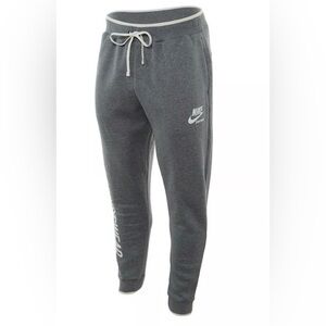 Nike Men's Gray Joggers
